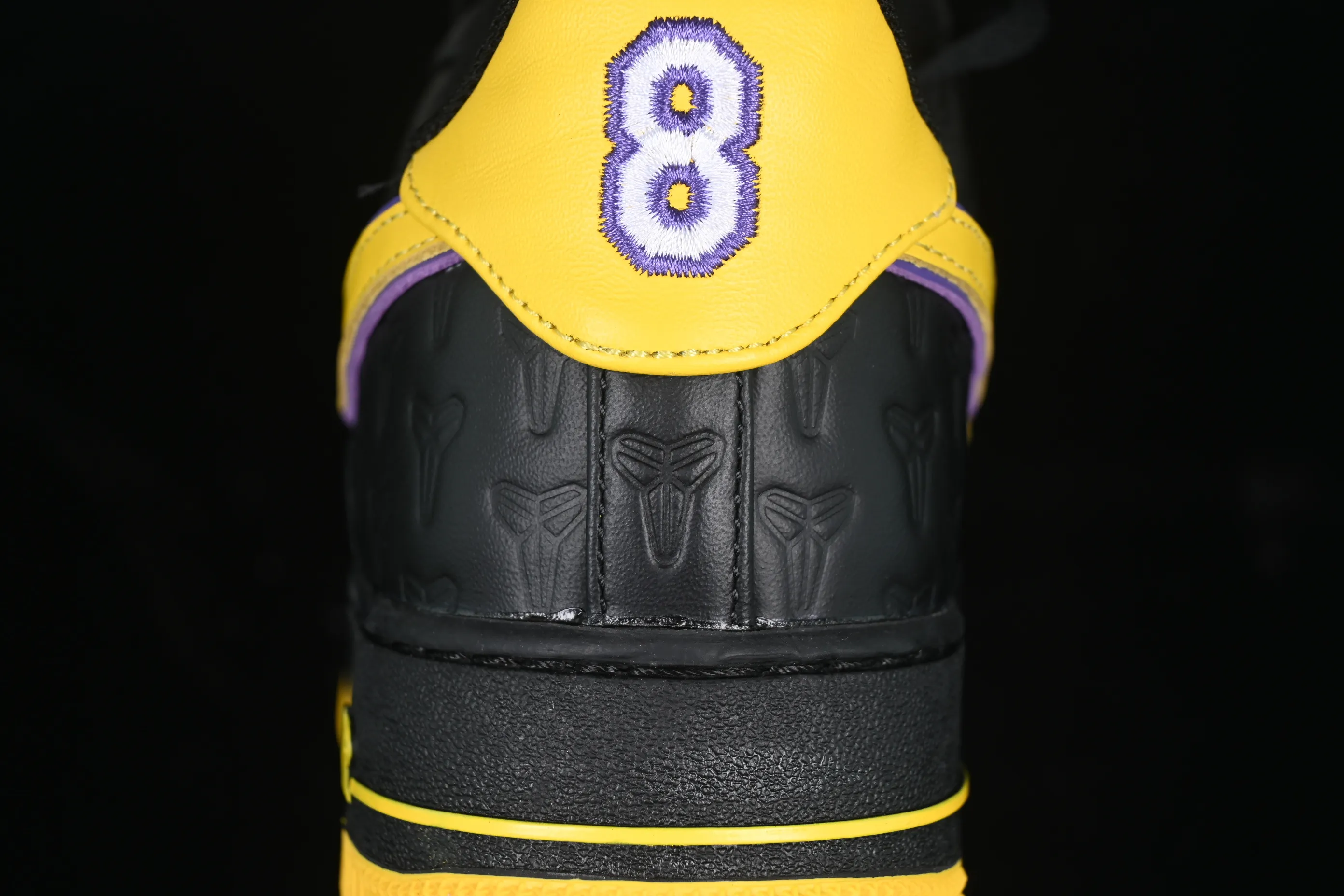 All categories Nk Air Force 1 Air Force series Nk Air Force 1 Low Air Force low top J version pure original Nk Air Force 1'07 Low Kobe Bryant full head layer Air Force 1 low top casual sneakers HV5122-001